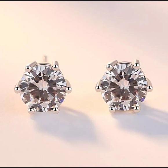 925 STERLING SILVER STUD EARRINGS - Picture 2 of 4